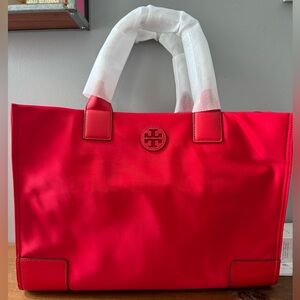 NWT Beautiful Tory Burch large tote.